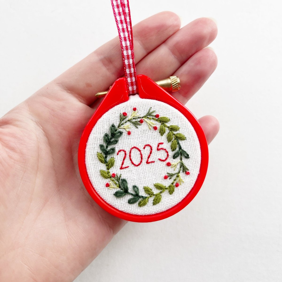 Mini Christmas Wreath Embroidery Kit - Modern Craft Kit from Kirsty Freeman Design